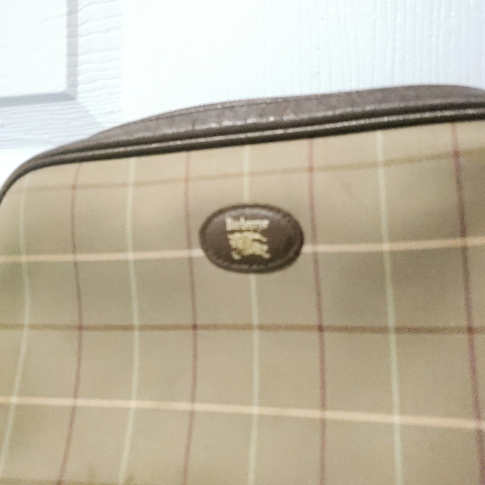 BURBERRY VINTAGE AUTH. BROWN POUCH WALLET - Picture 4 of 16